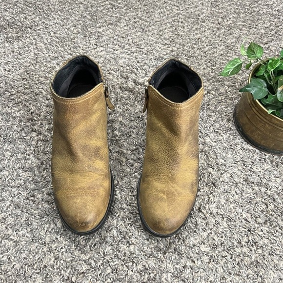 Sorel Lolla Ankle Boots Bootie Womens Size 8 Elk Tan Leather Zip Stacked Heel - Picture 3 of 11